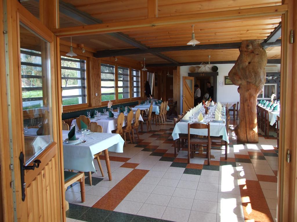 Tourist Farm Ljubica Vila Poljane nad Škofjo Loko Exterior foto