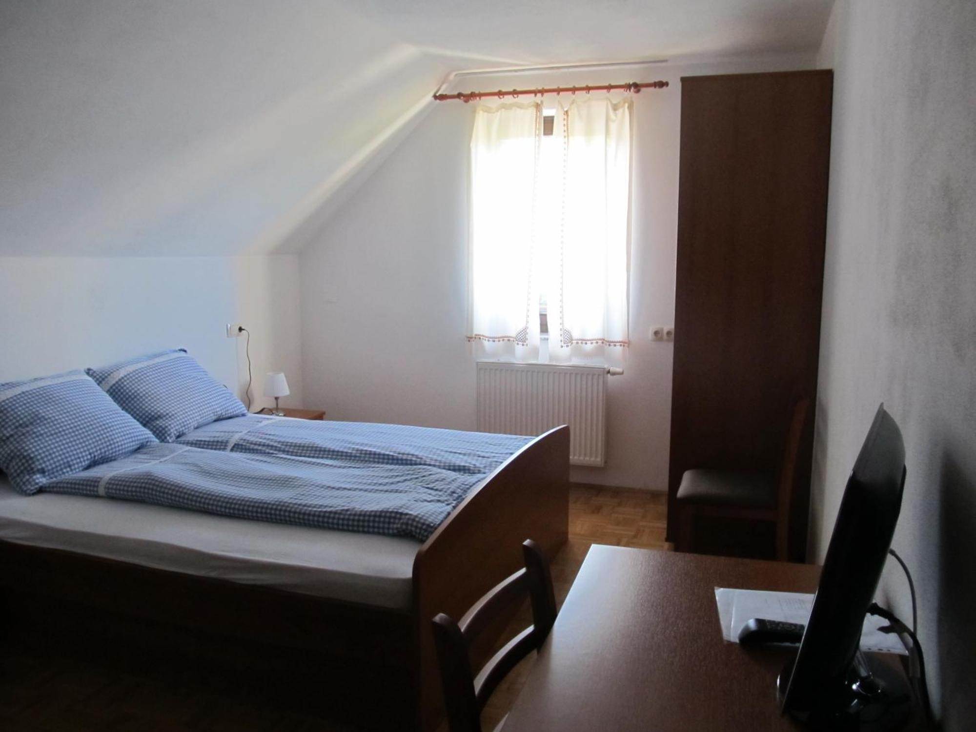 Tourist Farm Ljubica Vila Poljane nad Škofjo Loko Exterior foto