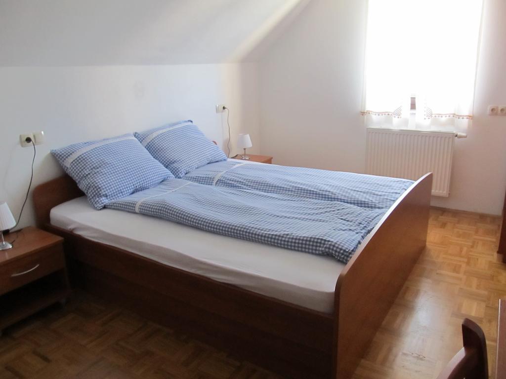 Tourist Farm Ljubica Vila Poljane nad Škofjo Loko Quarto foto